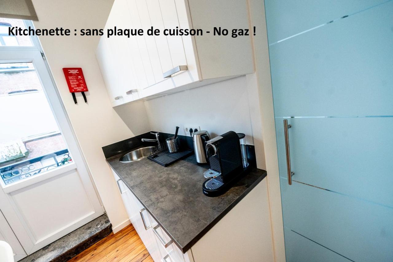 Les Gites Du Palais Динант Екстериор снимка